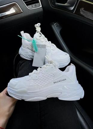 Жіночі кросівки balenciaga triple s white