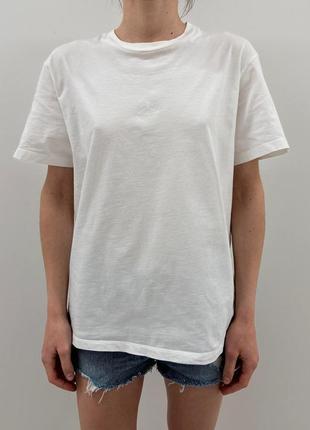 Holzweiler біла жіноча бавовняна футболка з вішачком