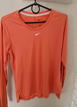 Кофта лонгслив nike dri-fit,s, состояние идеально