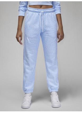 Джогери jordan brooklyn aop fleece in ice blue