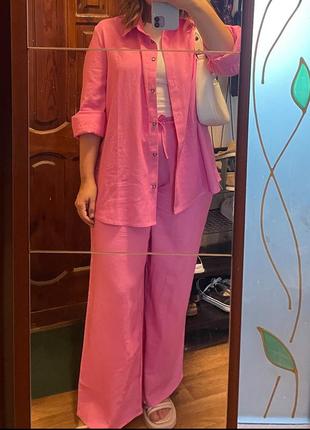 Лляний рожевий костюм брюки і сорочка