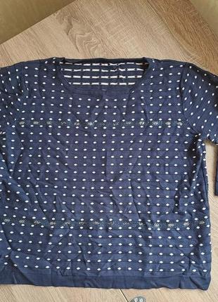 Свитер с укороченным рукавом