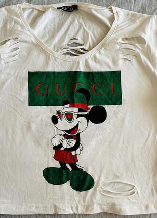 Футболка під бренд, розміру m, стан нової