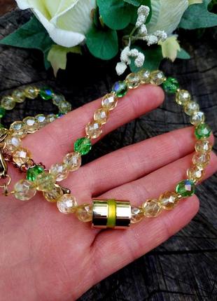 Чокер, ожерелье с хрустальных бусин,, зелено-салатовое ассорти