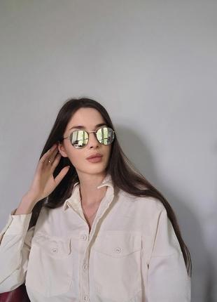 Женские зеркальные круглые полукоуглые солнцезащитные очки на маленькое или среднее лицо в металлической оправе