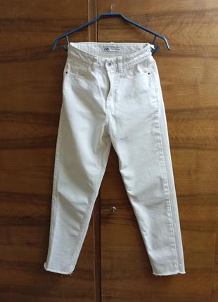 Белые джинсы zara размер xxs-xs mom высокая посадка