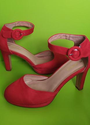 Красные туфли босоножки на устойчивом каблуке anna field, 37