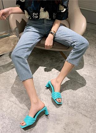 Брендові жіночі босоніжки5 фото