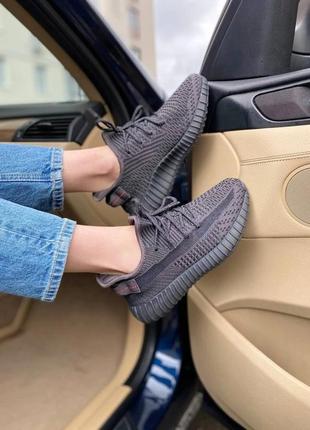 Женские кроссовки yeezy 350 (рефлективные шнурки)