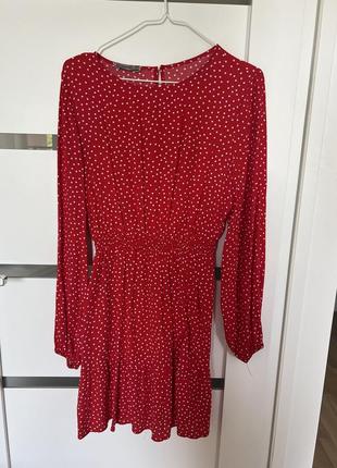 Плаття червоне в горошок, розмір м-л