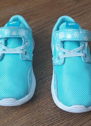 Nike кроссовки р.23,5 (14,5см)
