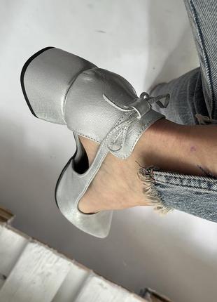 Ідеальні срібні лодочки