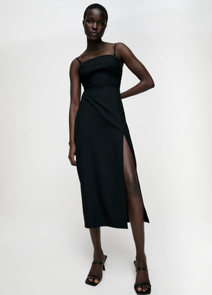 Шикарна чорна міді сукня футляр від zara