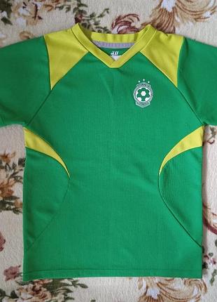 Футболка спортивная.