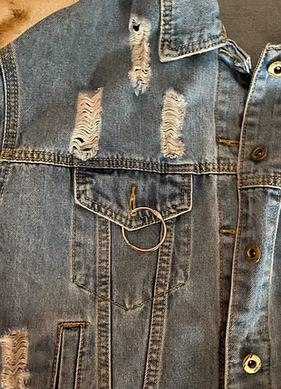 Джинсовая куртка деним отличного состояния для весны и лета