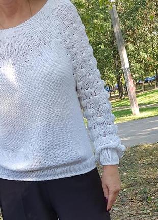 Білосніжний пуловер/ светр