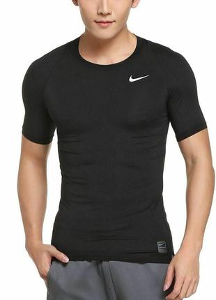 Спортивная компрессионная футболка nike pro black compression t-shirt