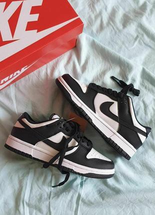 Женские кроссовки nike sb dunk low
•black white•