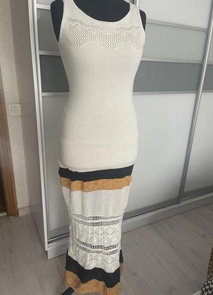 Платье в стиле sandro