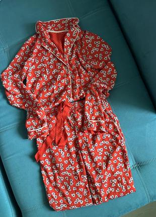 Піжама, домашній костюм