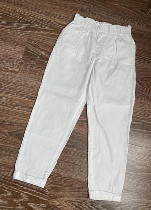 Свободные белые брюки джинсы на лето на девочку 152 г.