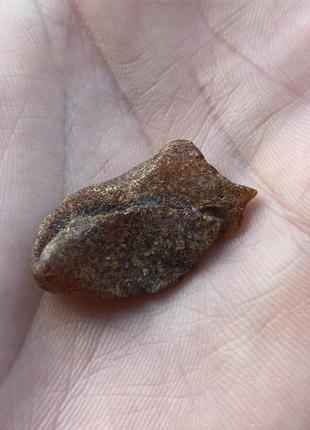 Янтарь необработанный камень  натуральный янтарь  27*19*7 мм