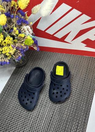 Оригинальные шлепанцы crocs