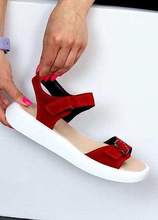 Босоножки женские
