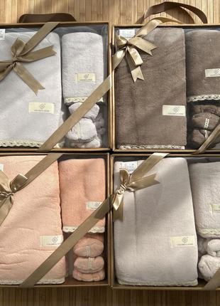 Подарочный набор полотенец + повязка на голову