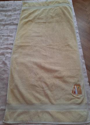 Полотенце,банное полотенце  
размер 130*60 см