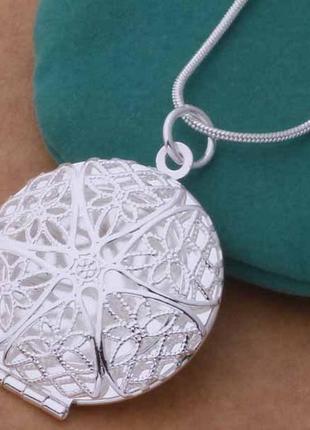 Подвески украшение на шею в форме круга медальоны подвески. женский кулон круг ажурное из ювелирного сплава