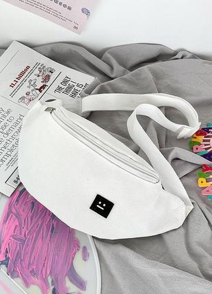 Модна біла стильна сумка жіноча сумочка бананка арт 3159