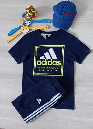 Футболка и шорты adidas  на мальчика