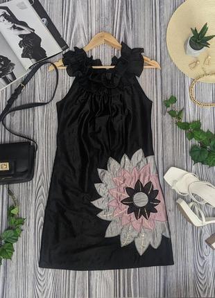 Чёрное свободное платье с объемной рюшей ax paris #3630