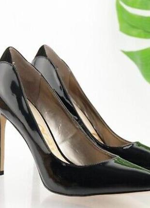 Черные лакированные женские базовые туфли-ладочки
