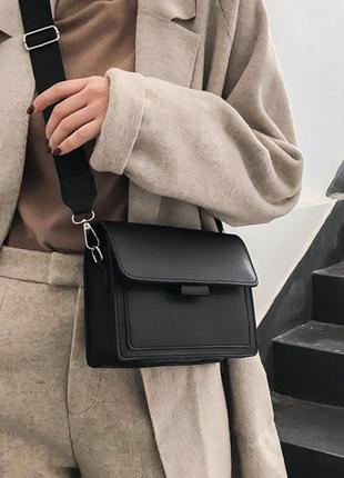 Маленька модна чорна стильна сумка жіноча сумочка 3146