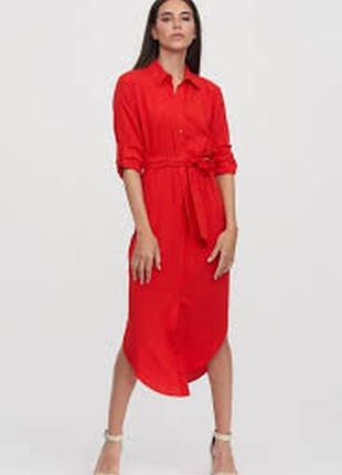 Платье  - рубашка,новое ,ярко красное,по бокам розрезы.нежное.воздушное.