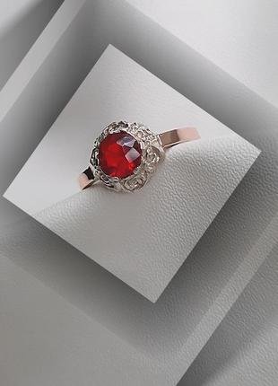 🫧 17.5  размер кольцо серебро с золотом фианит красный