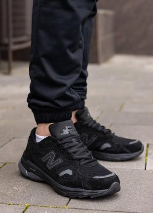 Чоловічі чорні кросівки new balance 920 triple black