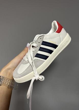 Женские кроссовки adidas gazelle gucci white / red / navy blue premium