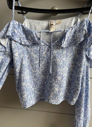 Блузка з квітковим принтом топ  футболка майка