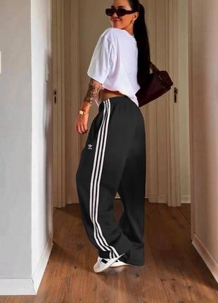 Крута новинка❤️‍🔥 женский костюм брюки в стиле adidas оверсайз и футболка кулир