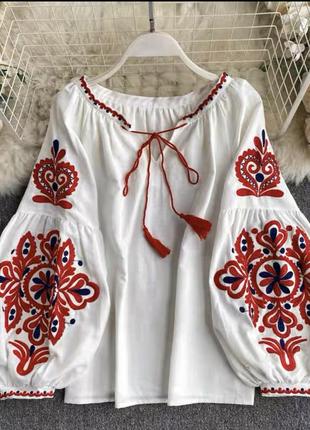 Вишиванка сорочка вишита в українському стилі