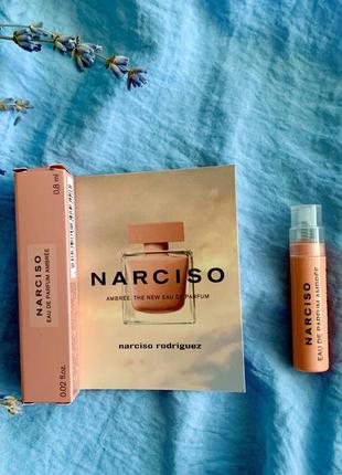 Narciso eau de parfum ambrée narciso rodriguez, фірмовий пробник 0,8 мл