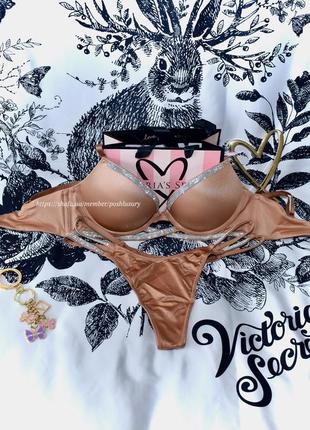 Бра и трусики. роскошный комплект белья victorias secret. виктория сикрет. оригинал.