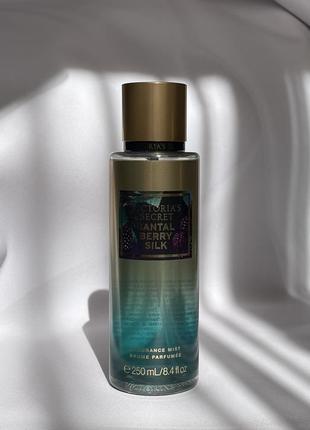 Парфумований міст santal berry silk, від victoria's secret.