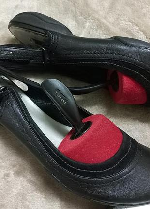 Босоножки сандали кожа жен 38.5-39р. clarks индии