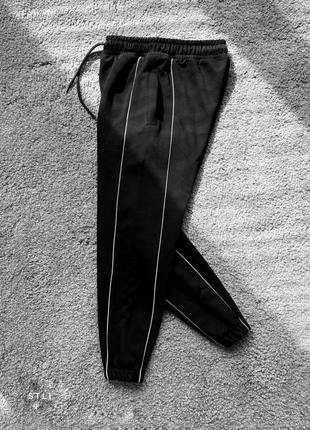 Черные спортивные штаны мужские оверсайз