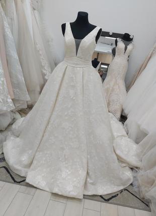 Нова весільна сукня преміум якості