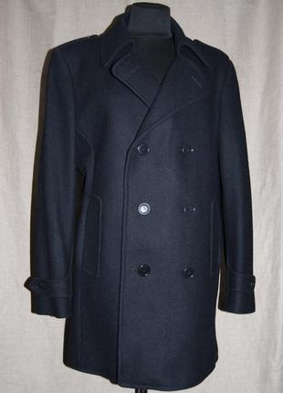 Шерстое двубортное пальто